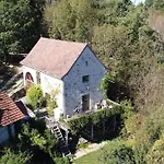 Du Coustal, Cajarc, Lot Hébergement de vacances *