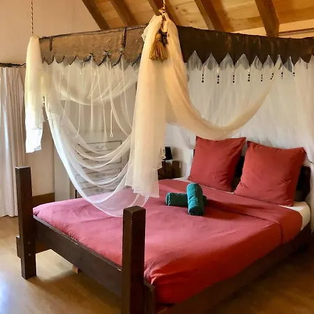 Дом отдыха Du Coustal, Cajarc, Lot Кажар