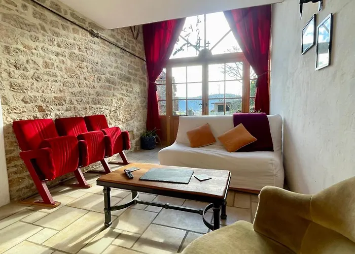 Du Coustal, Cajarc, Lot * Кажар